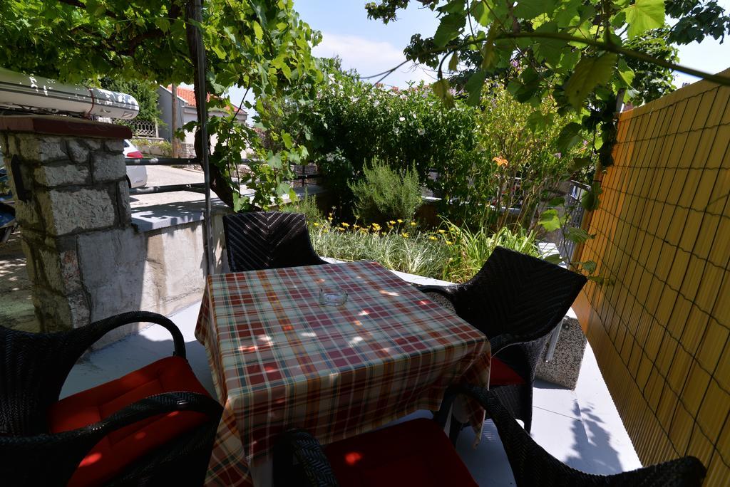 Apartment Nevena Mali Lošinj Eksteriør billede