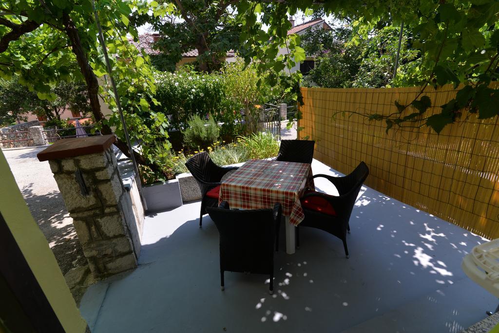 Apartment Nevena Mali Lošinj Eksteriør billede